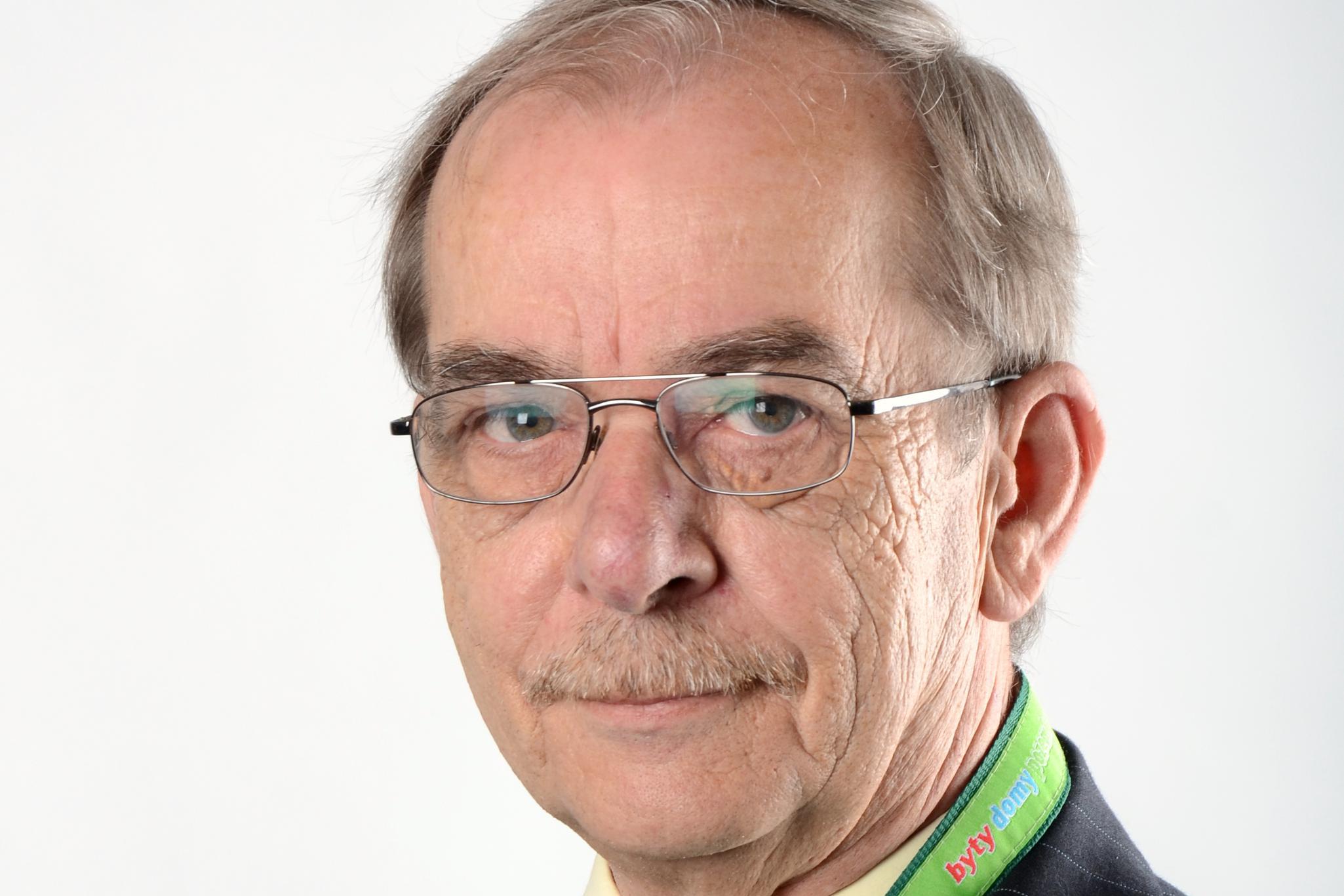 Miloslav Černý, realitní makléř