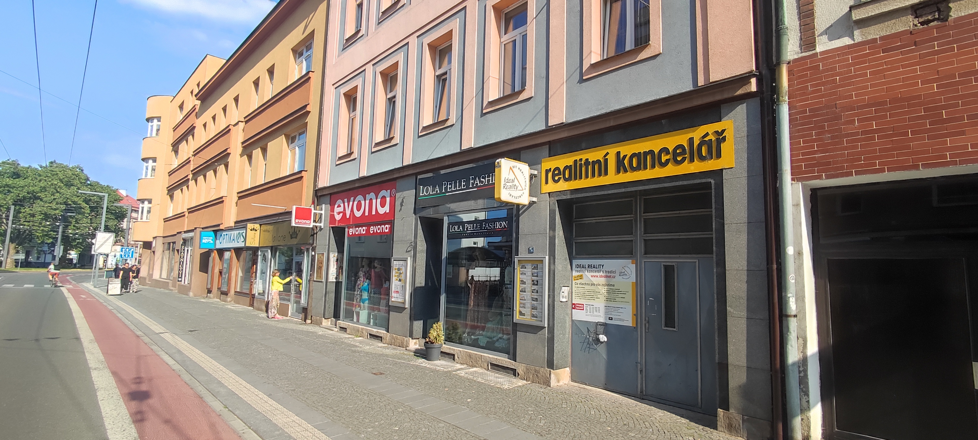 Foto makléře