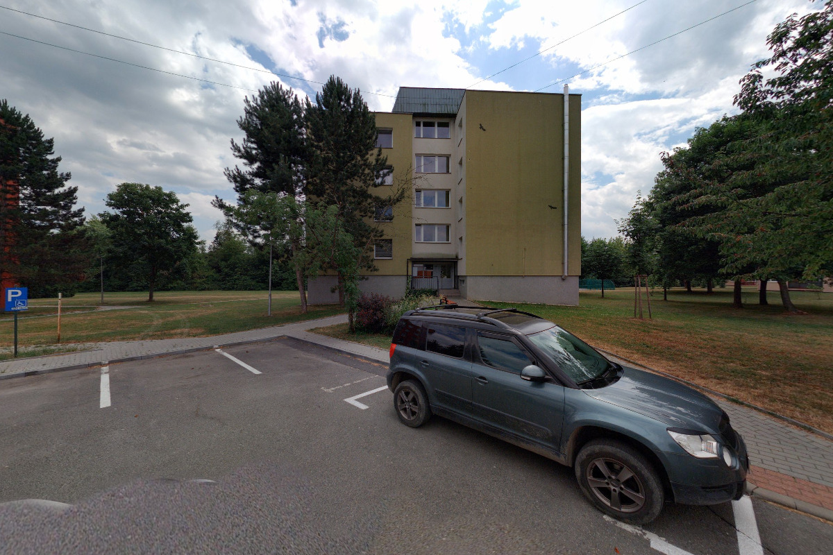 Realitní makléřka Petra Lukášová